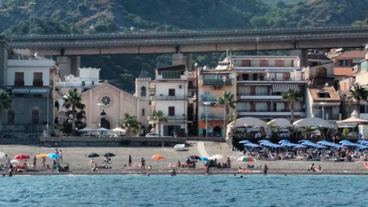 Ferienwohnung Polifemo Letojanni Exterior foto